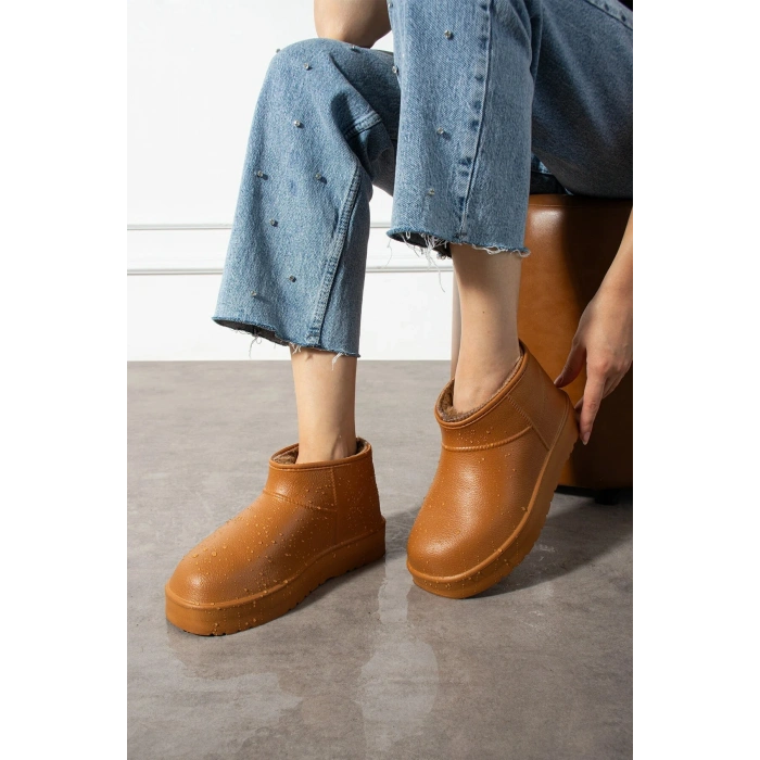 Mira Su Geçirmez İçi Suni Kürklü Soğuk Hava Dayanıklı Kalın Taban Kadın Bot