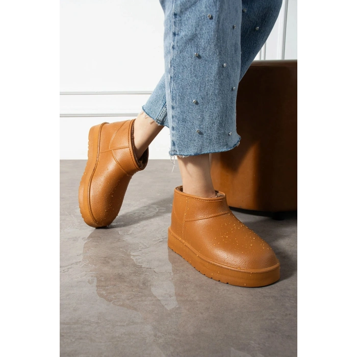 Mira Su Geçirmez İçi Suni Kürklü Soğuk Hava Dayanıklı Kalın Taban Kadın Bot