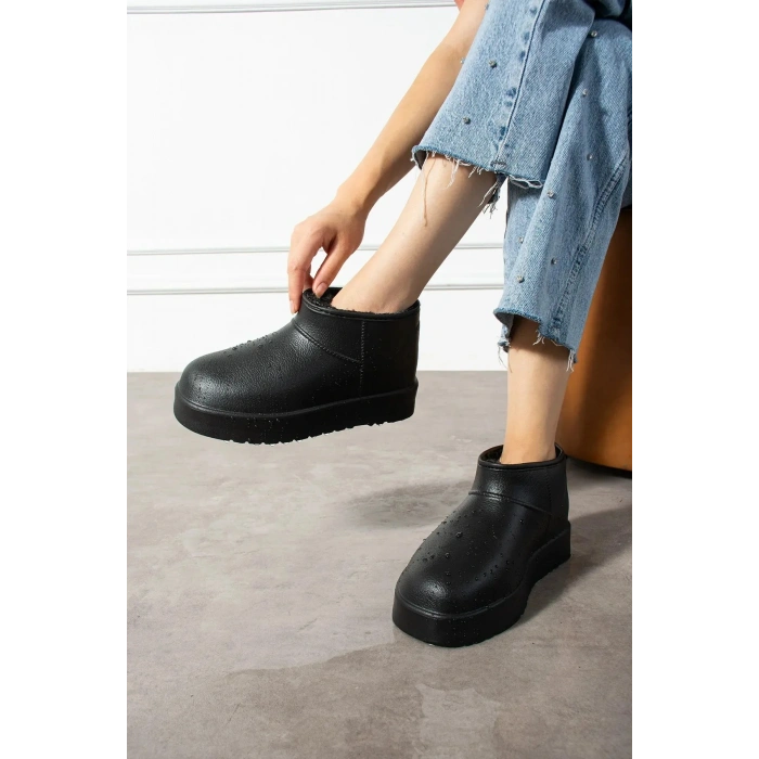 Mira Su Geçirmez İçi Suni Kürklü Soğuk Hava Dayanıklı Kalın Taban Kadın Bot