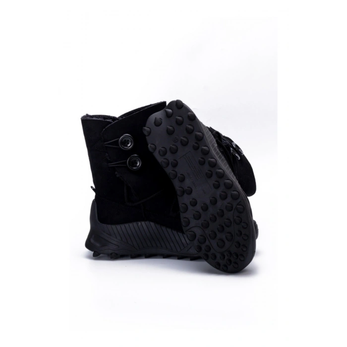 Kinga Kalın Taban Düğme Detaylı İçi Kürklü Bağcıklı Kadın Bot