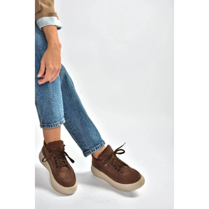 Nadia Bağcıklı Kalın Tabanlı Kürklü Oval Burunlu Rahat Hafif Kadın Bot