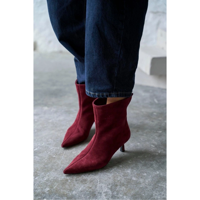 Trisha Sivri Burun Topuklu Sade Şık Kadın Kısa Süet Bot