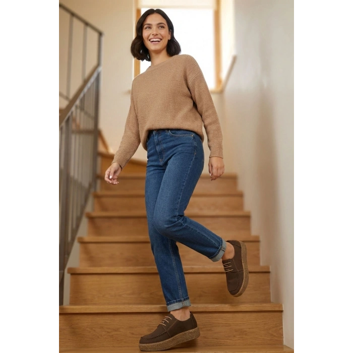 Dora Hakiki Deri Nubuk Comfort Taban Bağcıklı Günlük Kadın Ayakkabı Elde Yapım