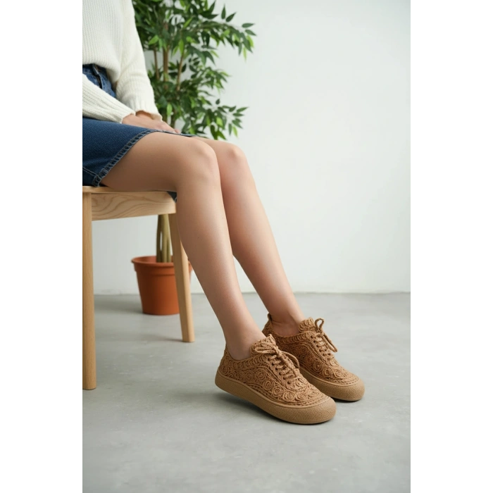 Adara Taba Hasır ve Dantel Örgülü Bağcıklı Rahat Taban Günlük Ayakkabı