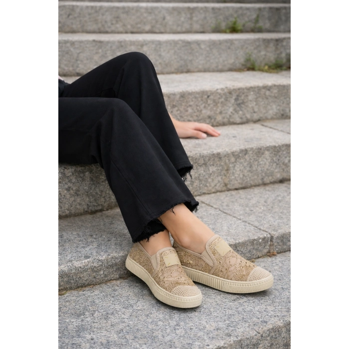 Renda Ten Dantelli Rahat Taban Günlük Ayakkabı