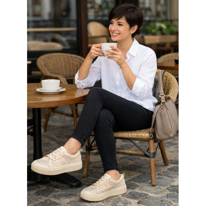 Lacy Ten Dantelli Taşlı Rahat Taban Günlük Ayakkabı