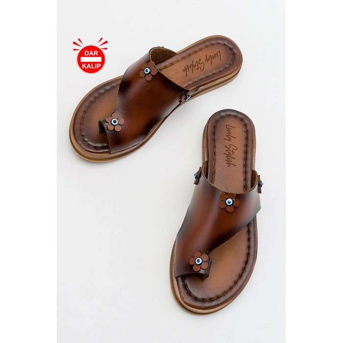 Angela Parmak Arası Deri Terlik