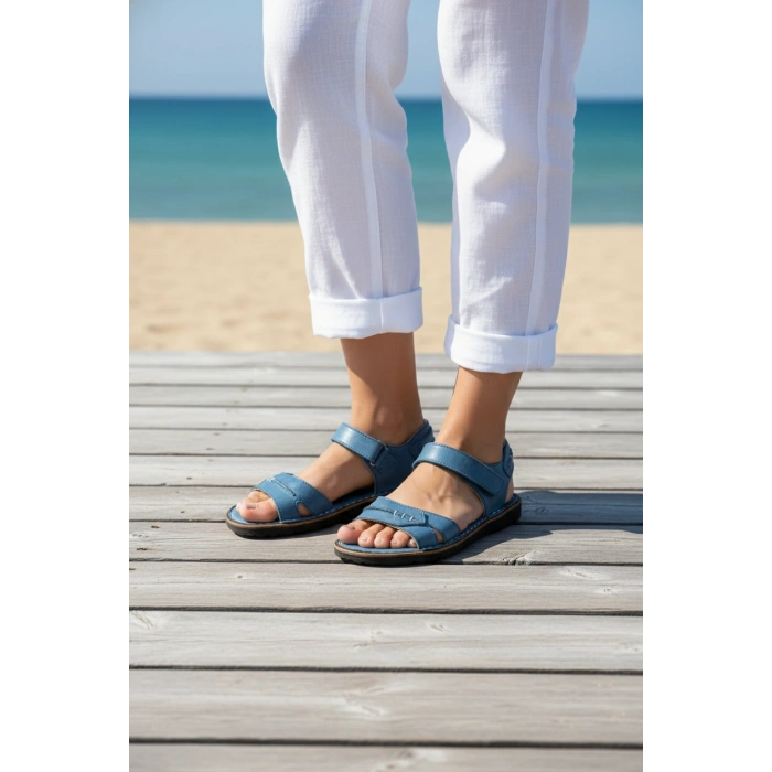 Agna Kadın Hakiki Deri Rahat Mantar Taban Ayarlanabilir Bantlı Sandalet