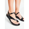 Luna Kadın Siyah Hakiki Deri Parmak Arası Düz Günlük Konforlu Sandalet