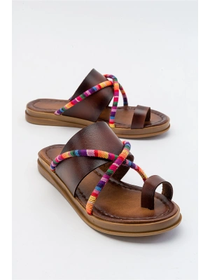 Jenny Parmak Arası Deri Terlik