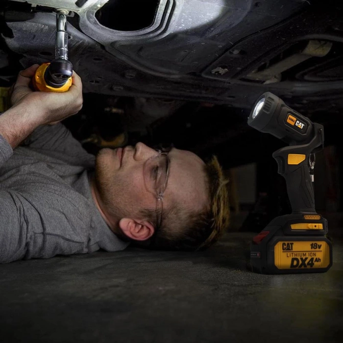 Cat Dx63b 18volt 400 Lümen Profesyonel Çok Fonksiyonlu Led Fener (akü Dahil Değildir)