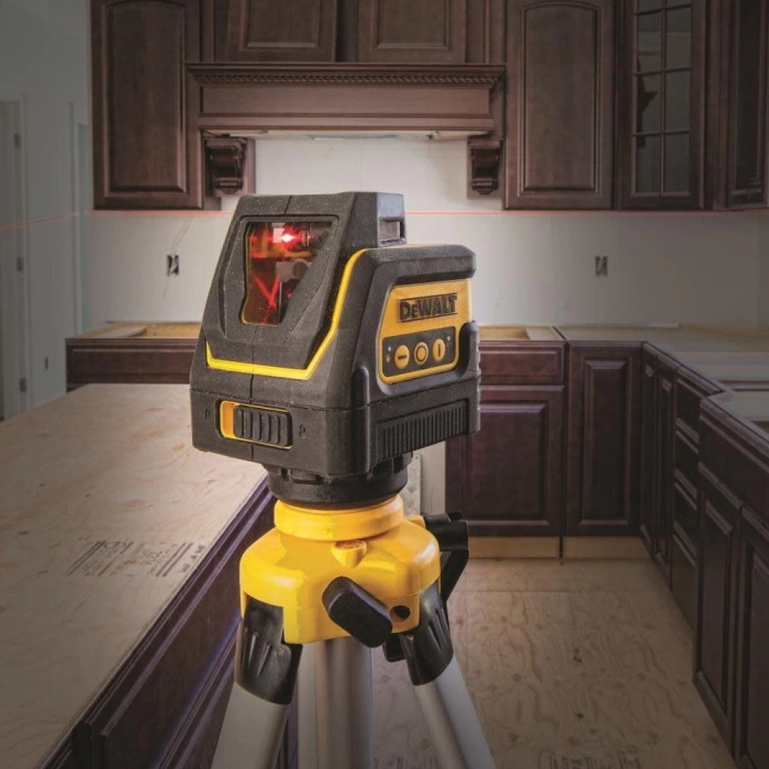 Dewalt DW0811 Otomatik Lazer Distomat 10m 2 Işınlı Dikey ve 360° Derece Yatay Işın