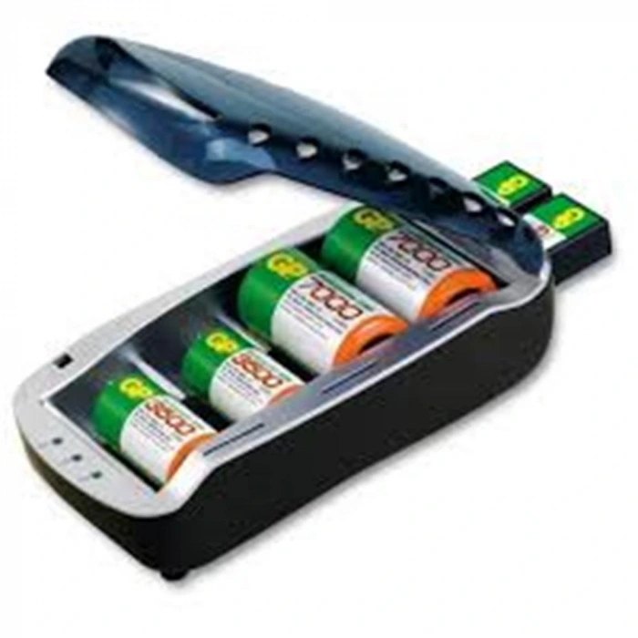 Gp Pb19 Üniversal Şarj Cihazı 4 Lü Aa,aaa,c,d 2 Li 9 Volt