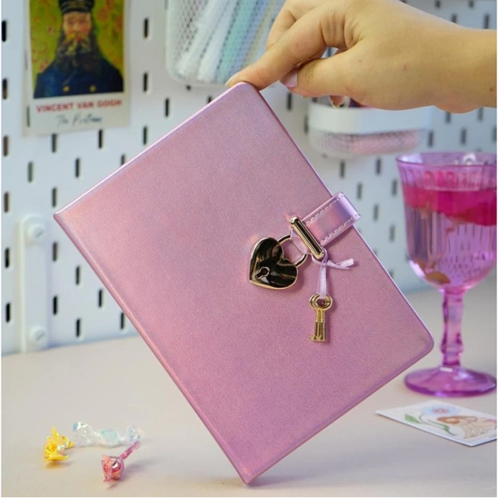Hush Hush Kilitli Metalik Defter Kutulu 80 GR 160 YP 124-1913