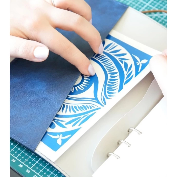 Victorias Journals A5 Mekanizmalı Vegan Kapaklı DEFTER.100 Gr. 160 Sayfa.çizgili