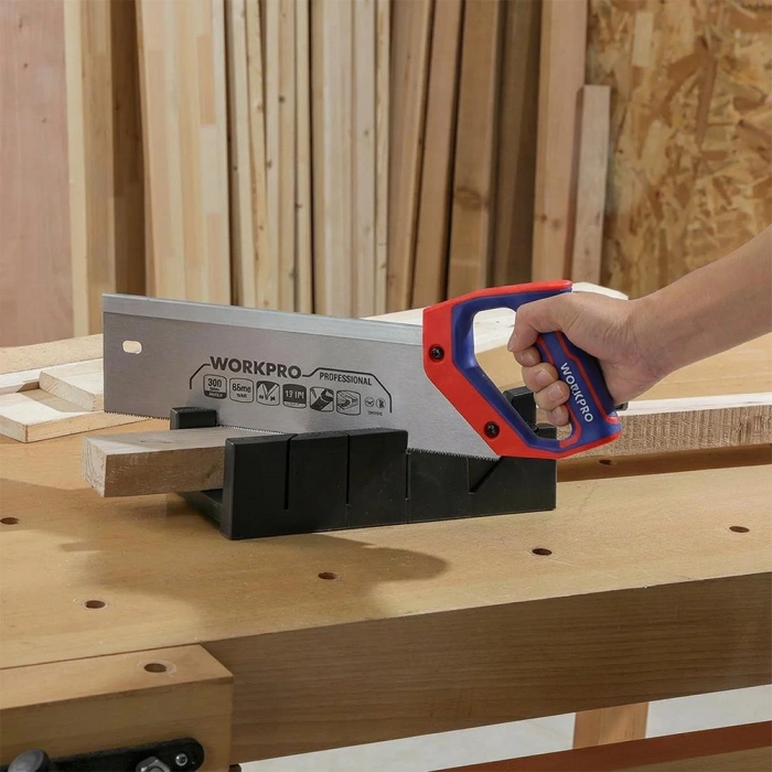 Workpro Wp215029 300mm 45/90/135° Profesyonel Şevli/gönye Kutusu (testere Dahil Değildir)