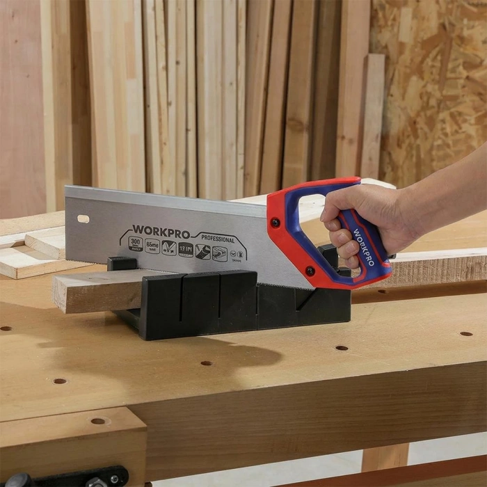Workpro Wp215029 300mm 45/90/135° Profesyonel Şevli/gönye Kutusu (testere Dahil Değildir)