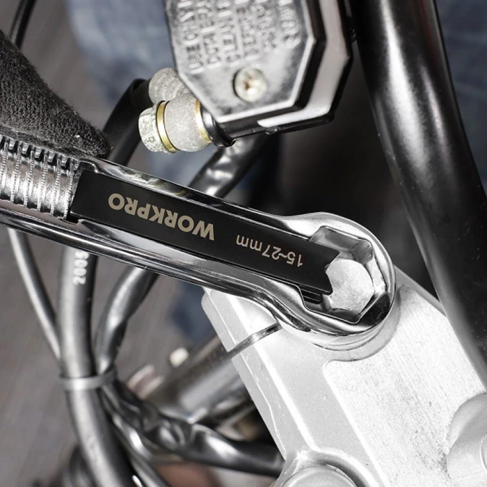 Workpro Wp272016 5/27mm Cr-v Üniversal Ayarlanabilir Çift Başlı Anahtar