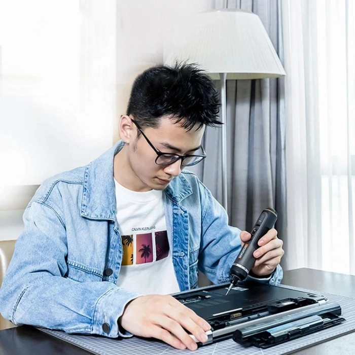 Worx Wx242 4volt/2.0ah. Li-ion Akıllı Tork Ayarlı Şarjlı Tornavida + 30 Adet Bits Uç