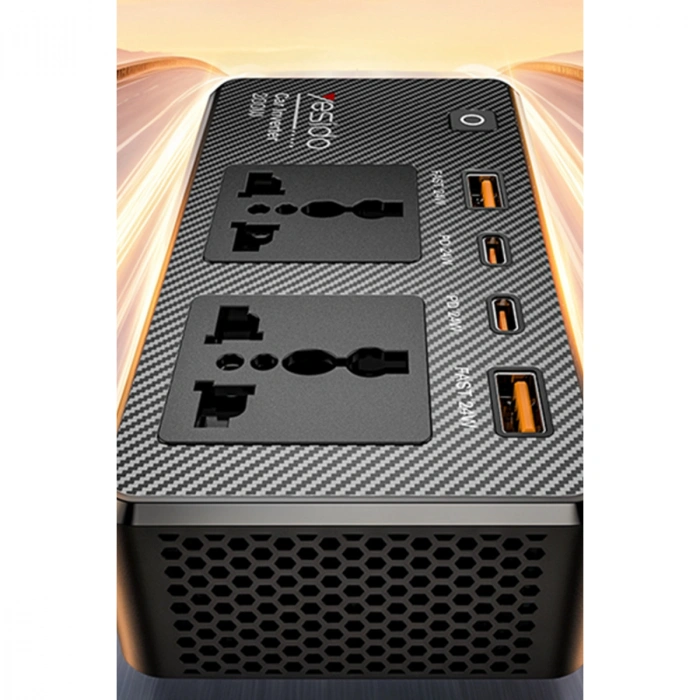 Yesido VC07 200W AC 220V Çıkışlı PD Destekli 4 Portlu Araç İçi Güç Dönüştürücü - Siyah