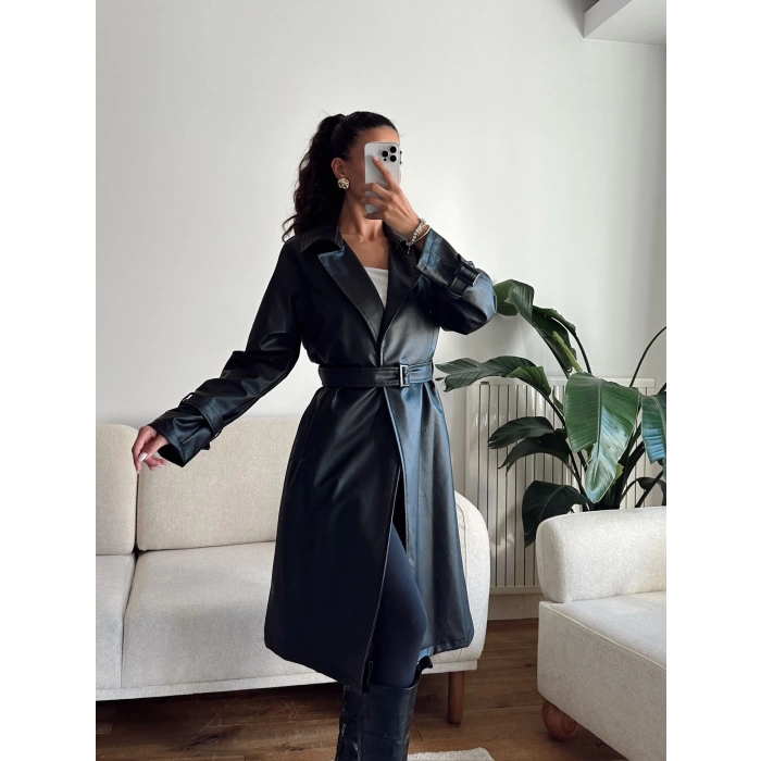 Kuşaklı Oversize Deri Trençkot