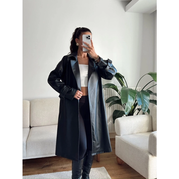 Kuşaklı Oversize Deri Trençkot