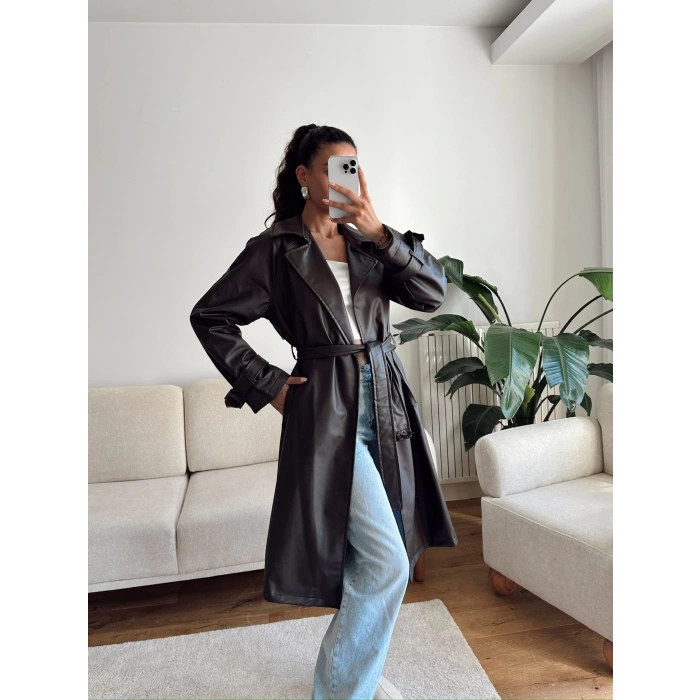 Kuşaklı Oversize Deri Trençkot