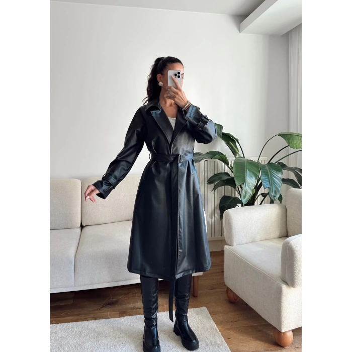 Kuşaklı Oversize Deri Trençkot
