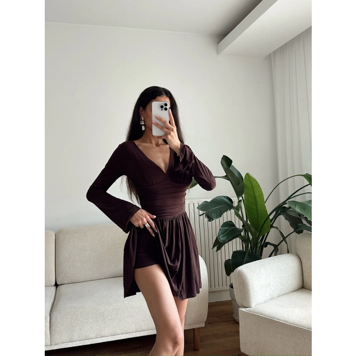 Pileli Kruvaze Şortlu Elbise - KAHVE