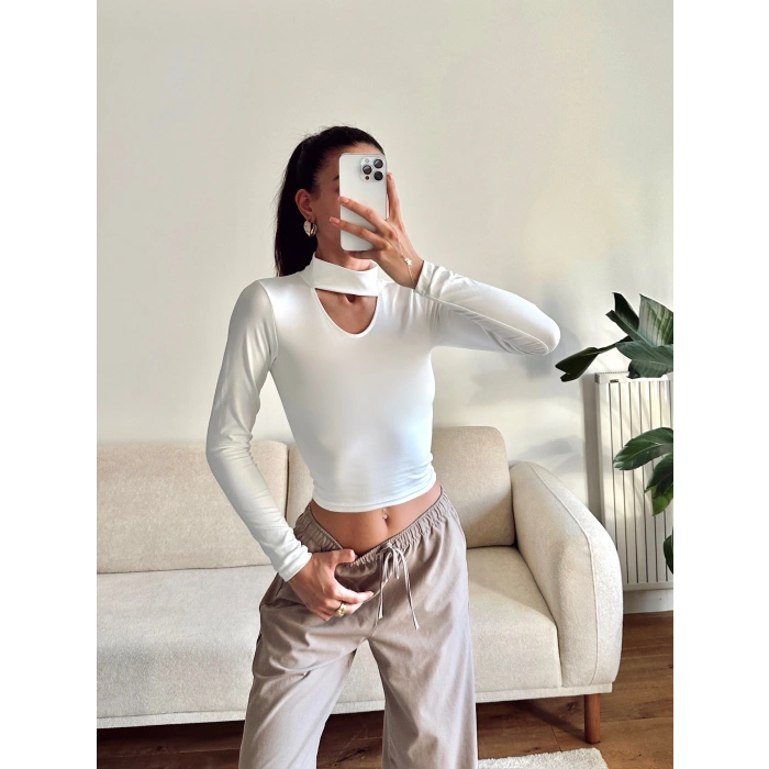Choker Yaka Crop Bluz - BEYAZ