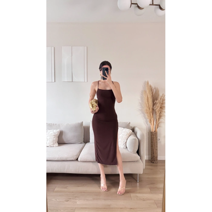 Sırt Dekolte Derin Yırtmaç Elbise - KAHVE