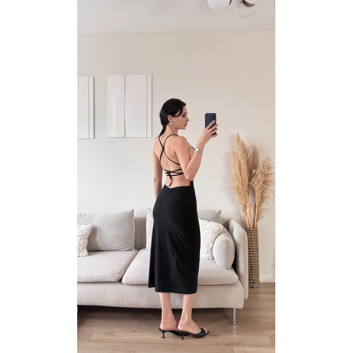 Sırt Dekolte Derin Yırtmaç Elbise - SİYAH