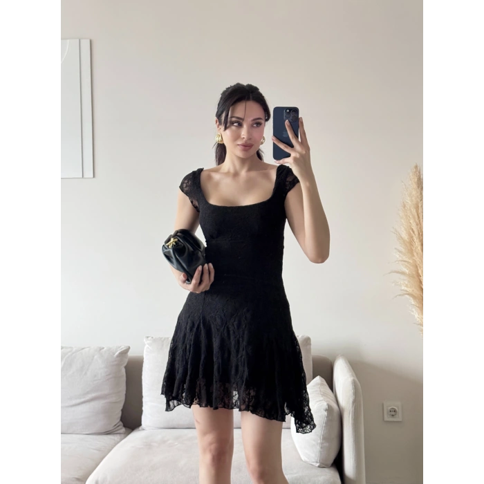 Sırt Bağlamalı Dantel Elbise - SİYAH