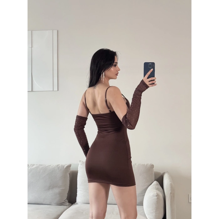 Kolu Taşlı Gloplu Elbise - KAHVE