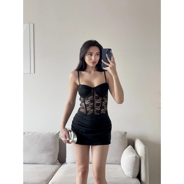 Bel Korse Dantel Detay Elbise - SİYAH