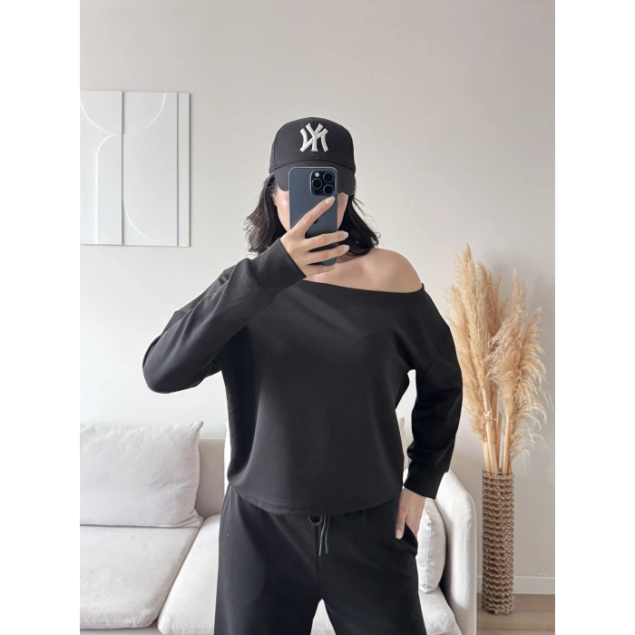 Kayık Yaka Oys Takım - SİYAH