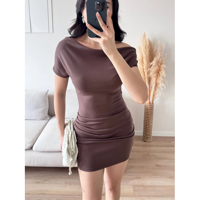 Kayık Yaka Elbise - KAHVE