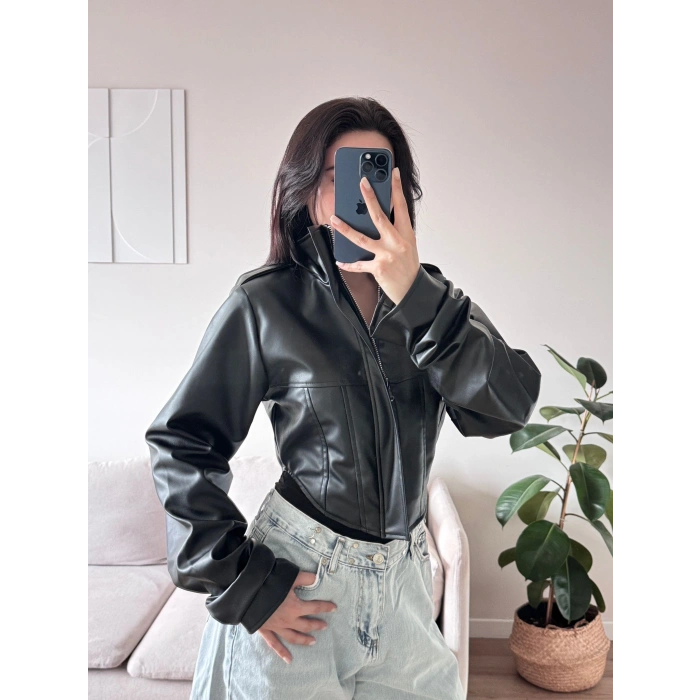 Korse Detay Deri Ceket - SİYAH