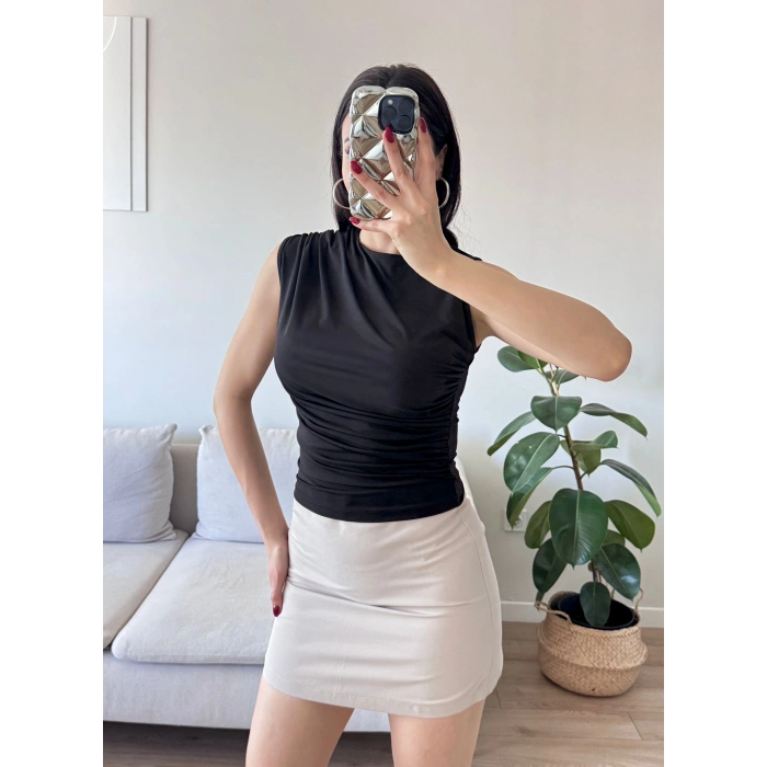 Drapeli Kolsuz Bluz - SİYAH