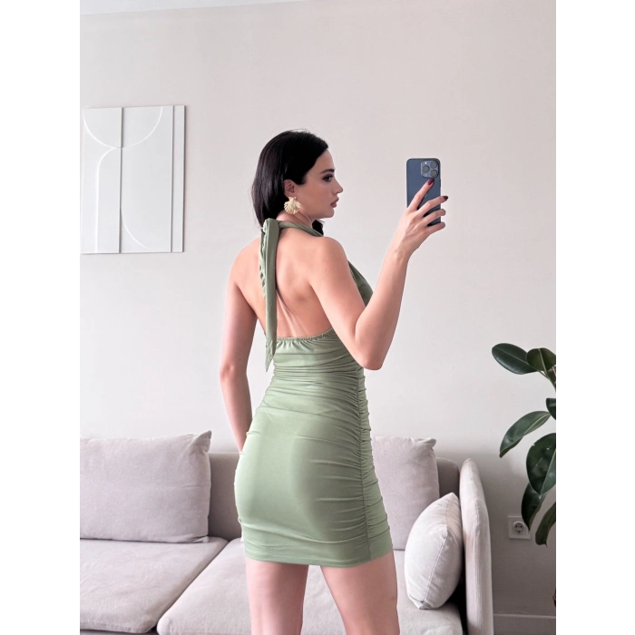 Boyun Bağlamalı Tokalı Elbise - YEŞİL