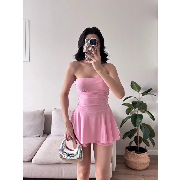 Straplez Volanlı Şortlu Elbise - PEMBE