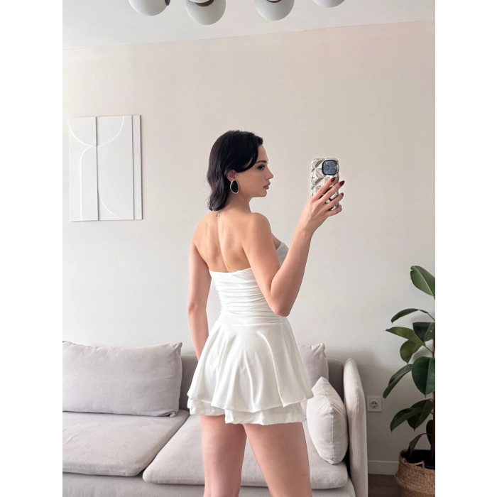 Straplez Volanlı Şortlu Elbise - BEYAZ