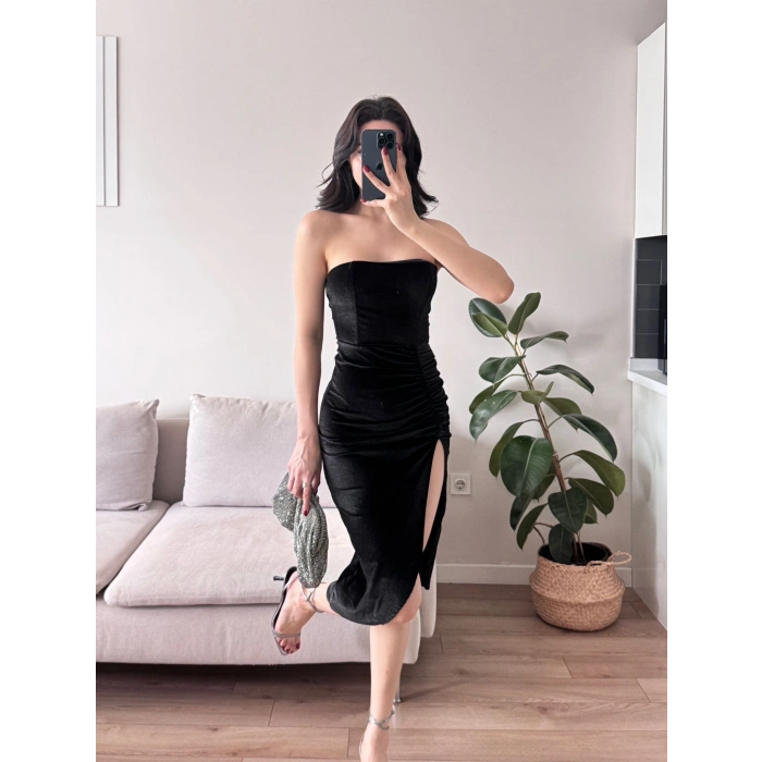 Derin Yırtmaç Straplez Elbise - SİYAH