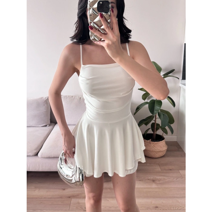 Eteği Volan Şortlu Elbise - BEYAZ