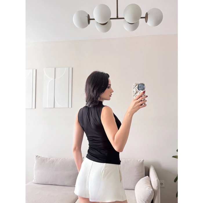 Tül Detay Degaje Crop - SİYAH