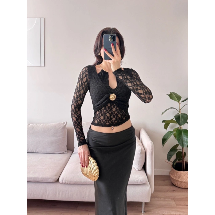 Boyun Aksesuar Dantel Bluz - SİYAH