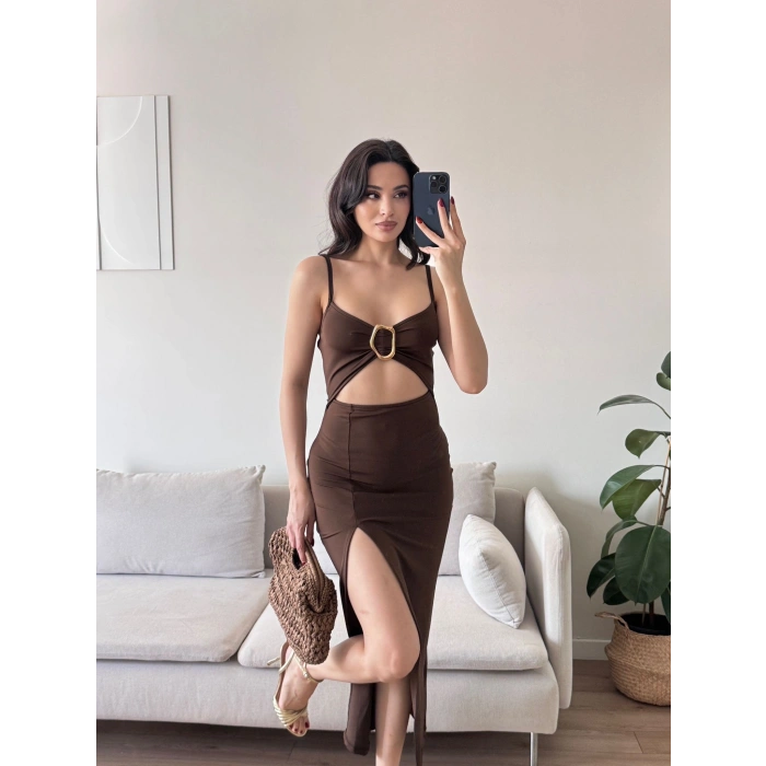 Aksesuarlı Derin Yırtmaç Elbise - KAHVE