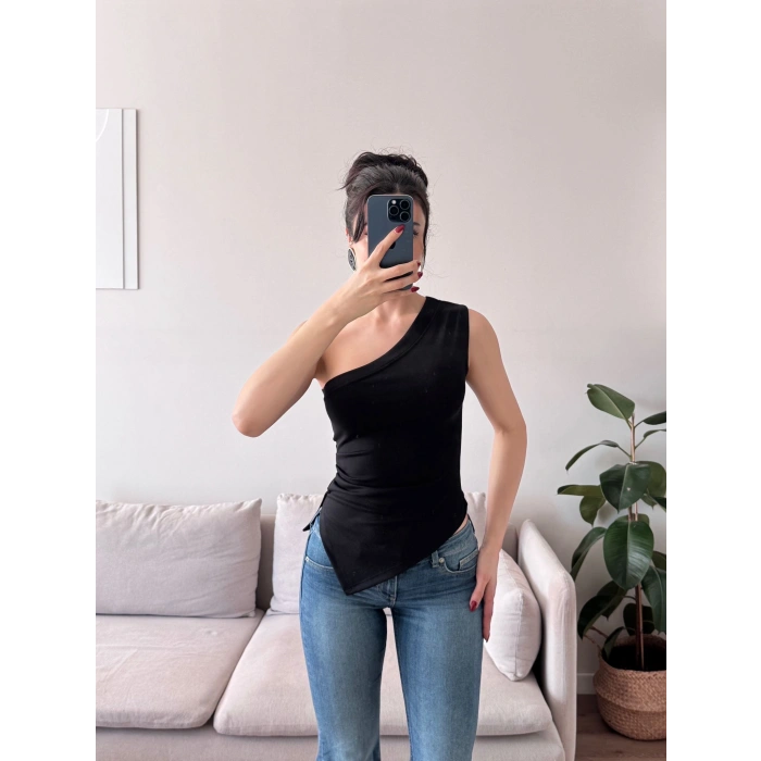 Tek Omuz Asimetrik Bluz - SİYAH