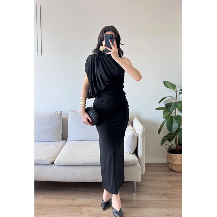 Tek Omuz Drapeli Elbise - SİYAH