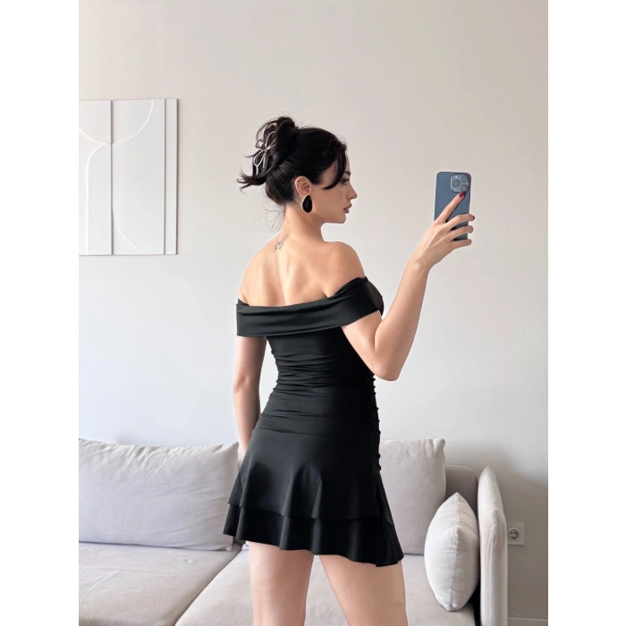 Madonna Yaka Fırfırlı Elbise - SİYAH